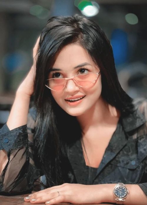 Escorts girls in Lahore Escorts girls in Lahore